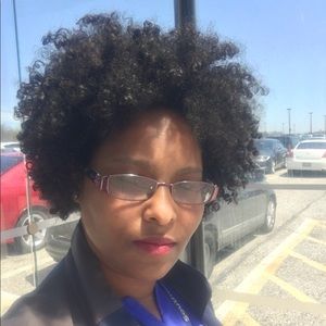 Meet your Posher, Sabrina